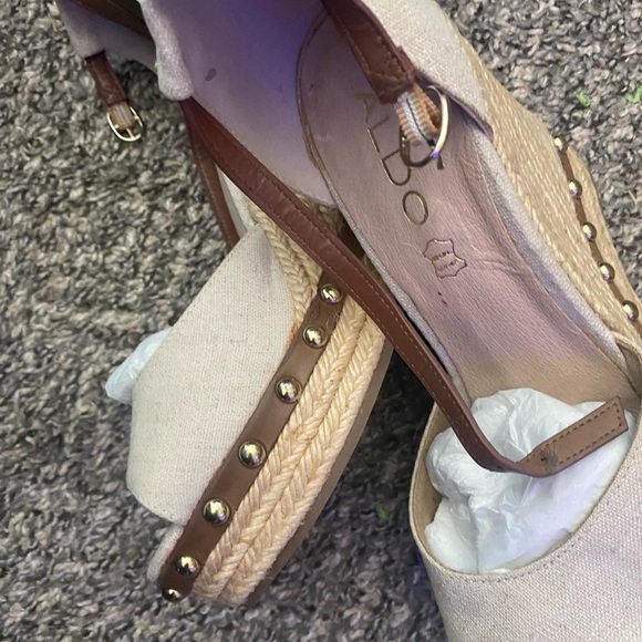 Aldo - Picture 3 of 14